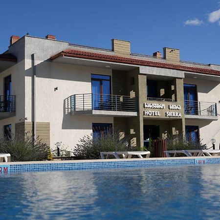 Sierra Hotel Tbilisi Bagian luar foto