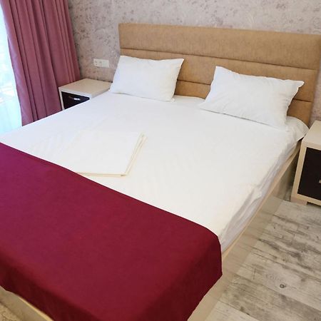 Sierra Hotel Tbilisi Bagian luar foto
