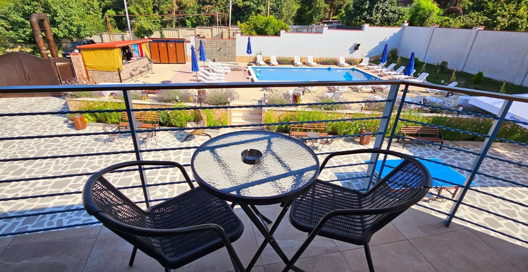Sierra Hotel Tbilisi Bagian luar foto