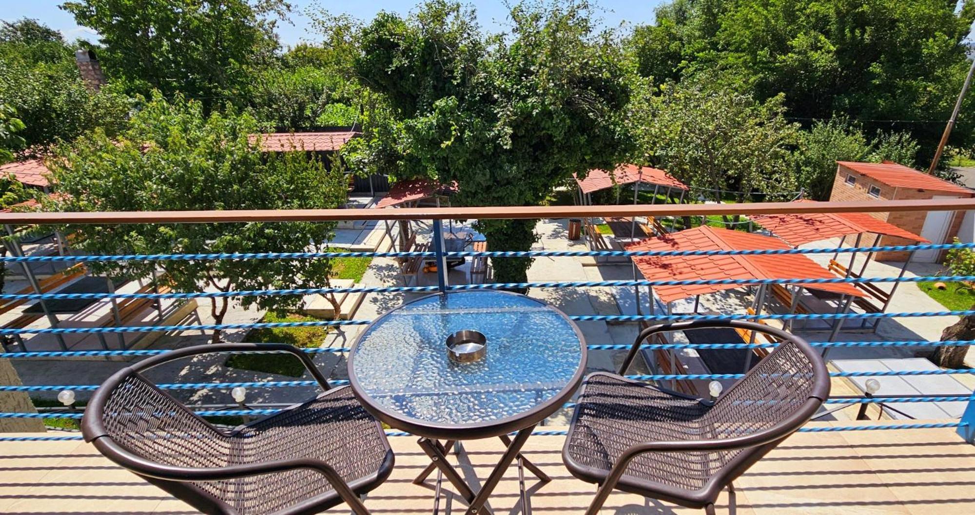 Sierra Hotel Tbilisi Bagian luar foto