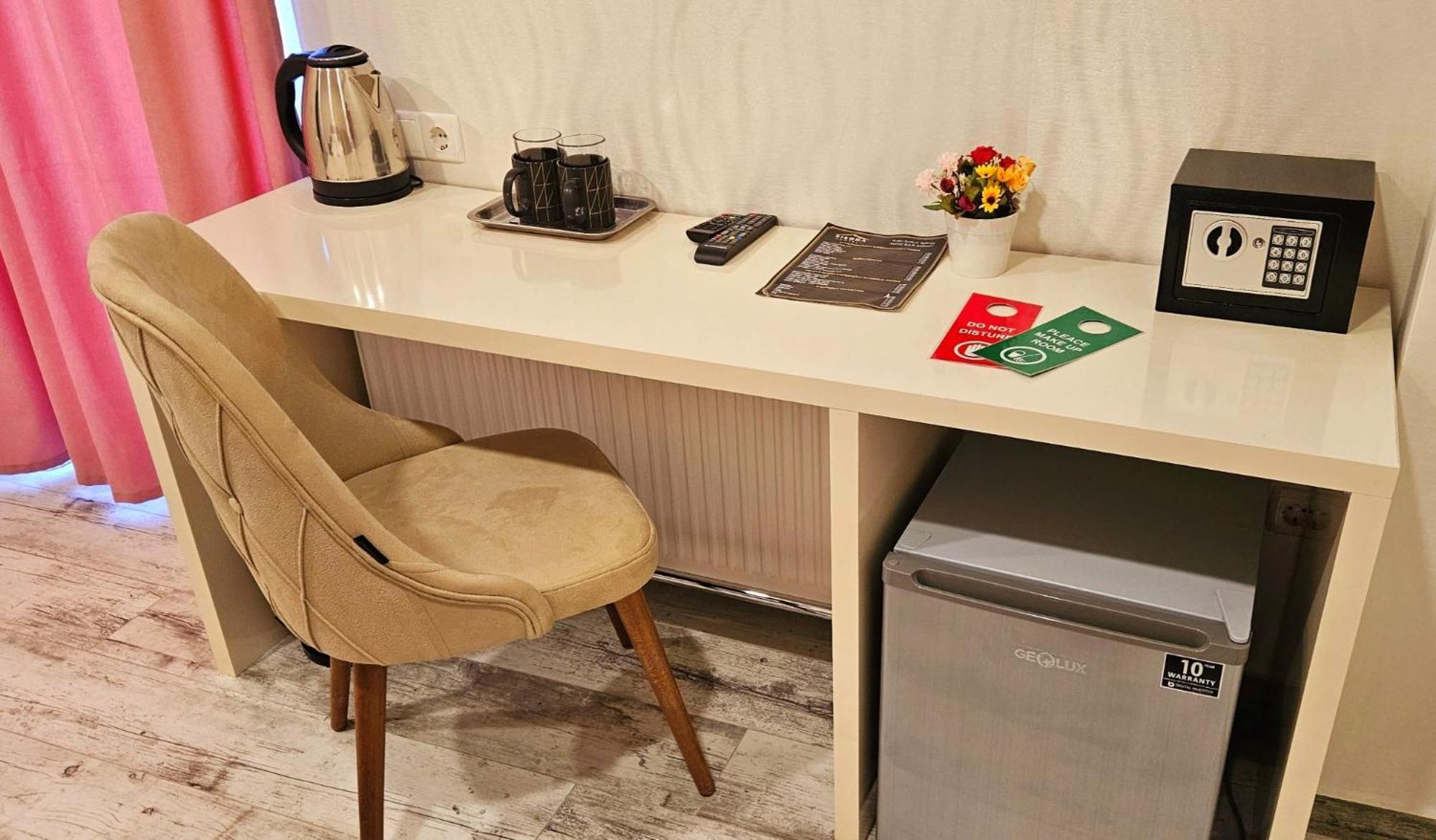 Sierra Hotel Tbilisi Bagian luar foto