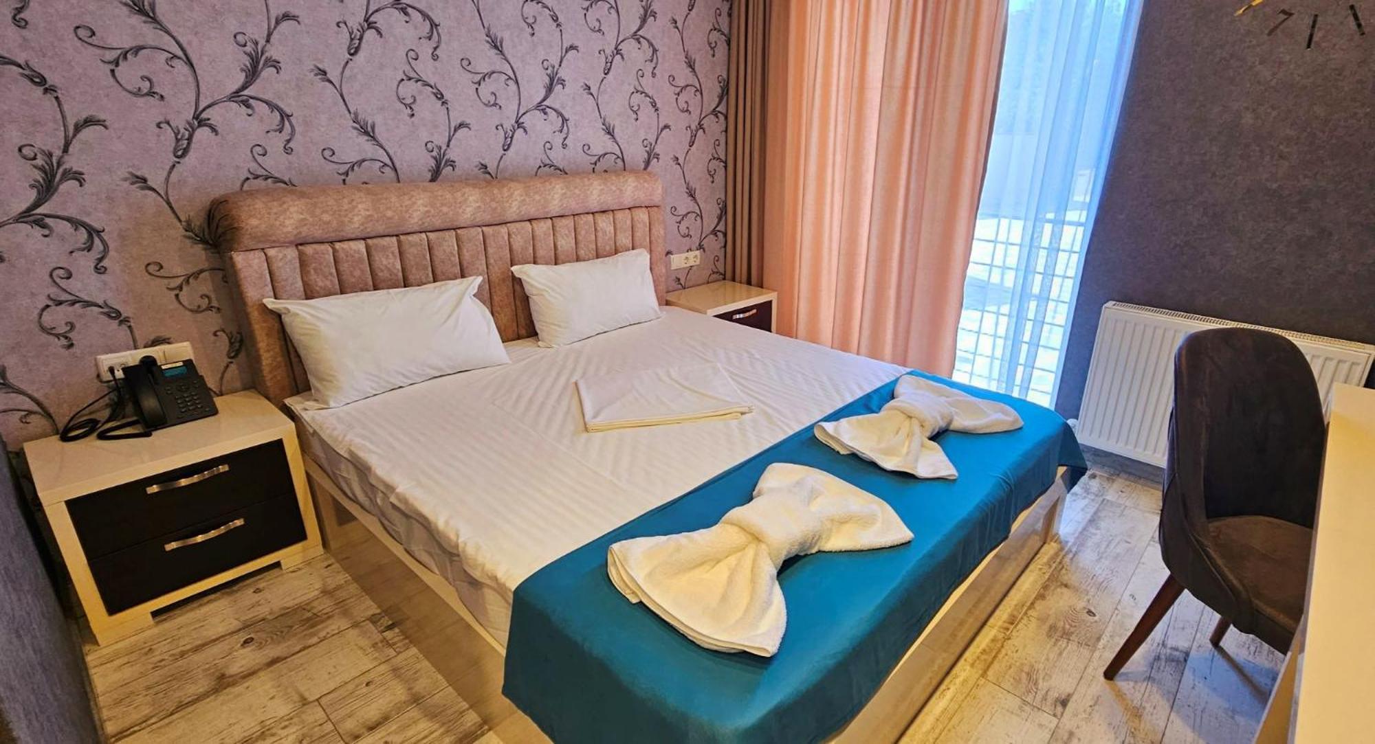 Sierra Hotel Tbilisi Bagian luar foto