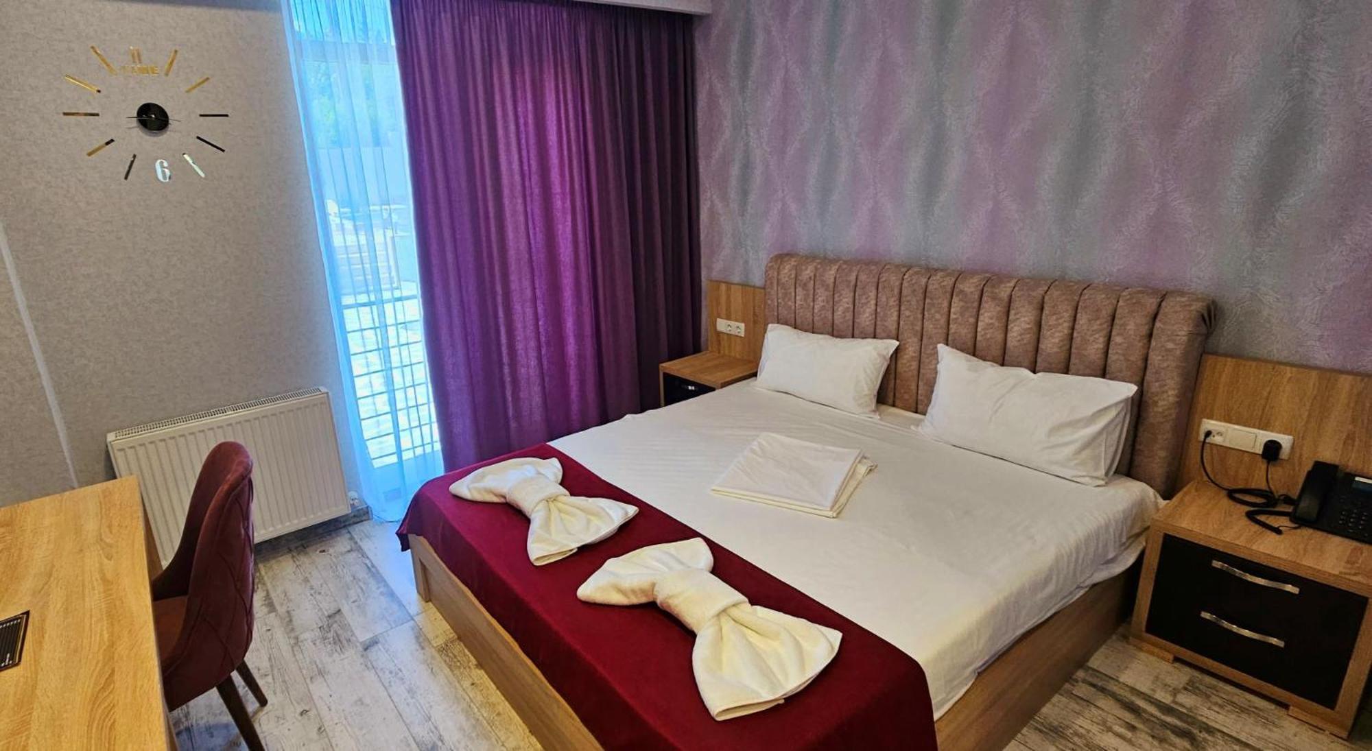 Sierra Hotel Tbilisi Bagian luar foto