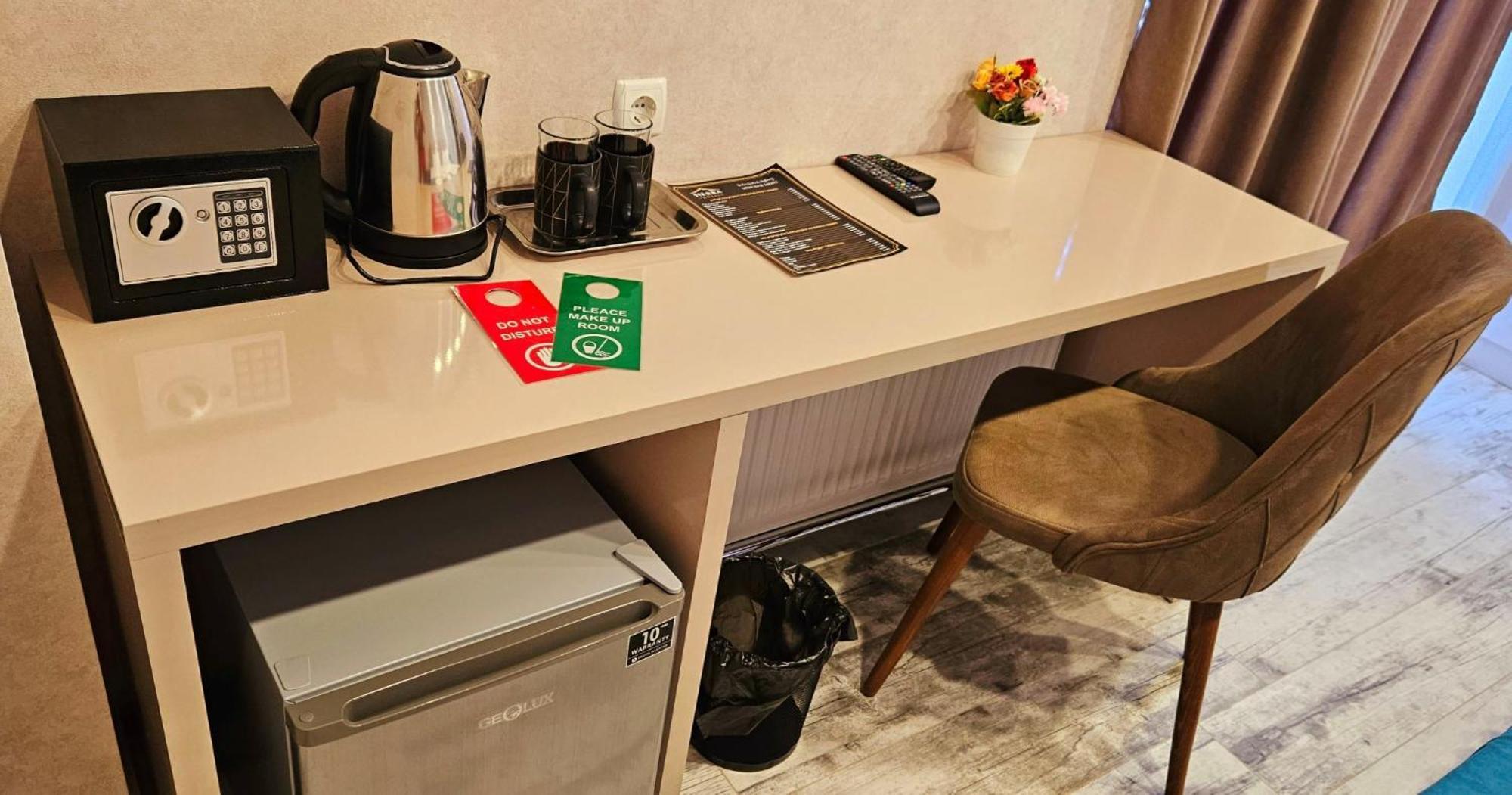 Sierra Hotel Tbilisi Bagian luar foto