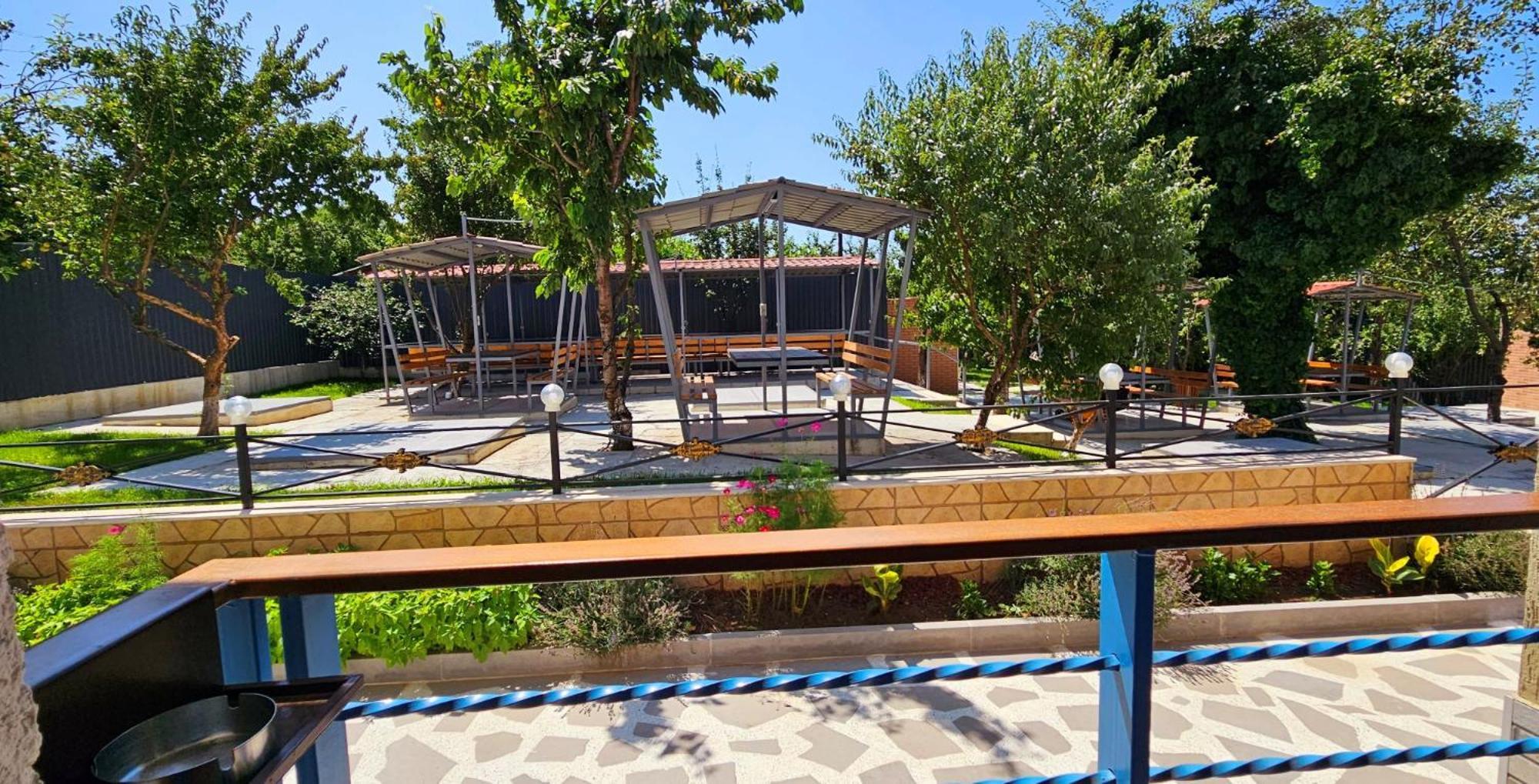 Sierra Hotel Tbilisi Bagian luar foto